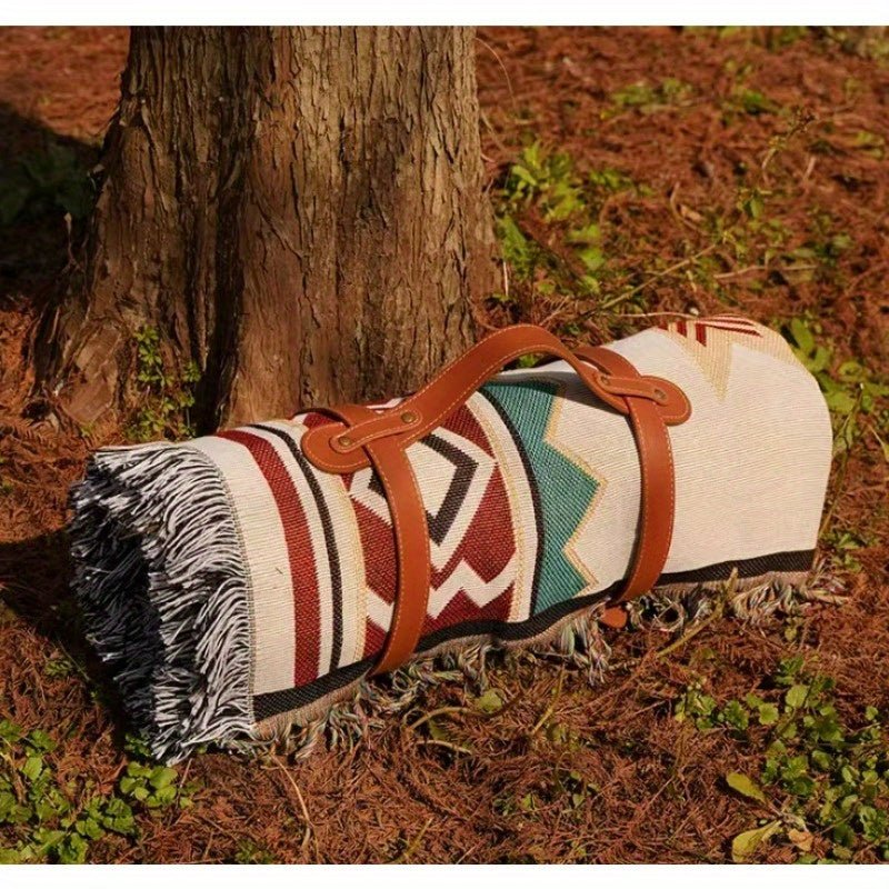 Soft Polyester RetroStyle Outdoor Blanket for Camping Picnics and Outdoor Use TearResistant